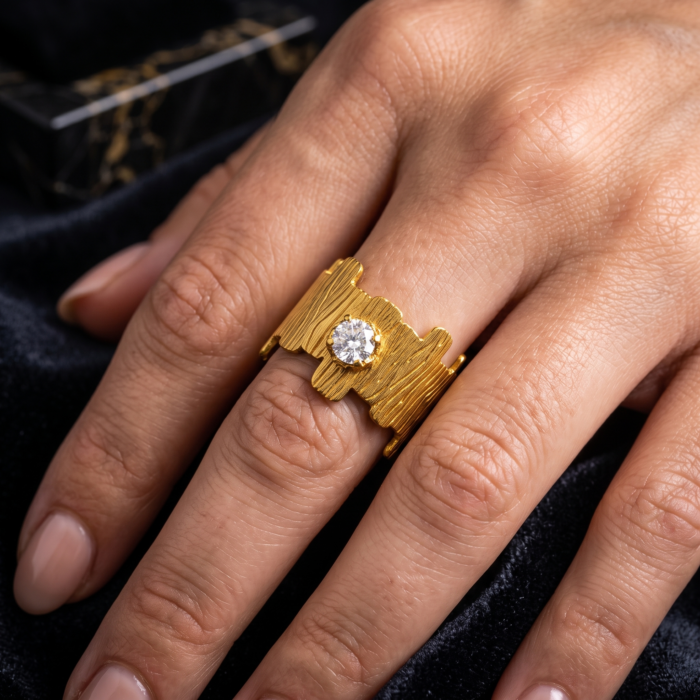 NOLA RING