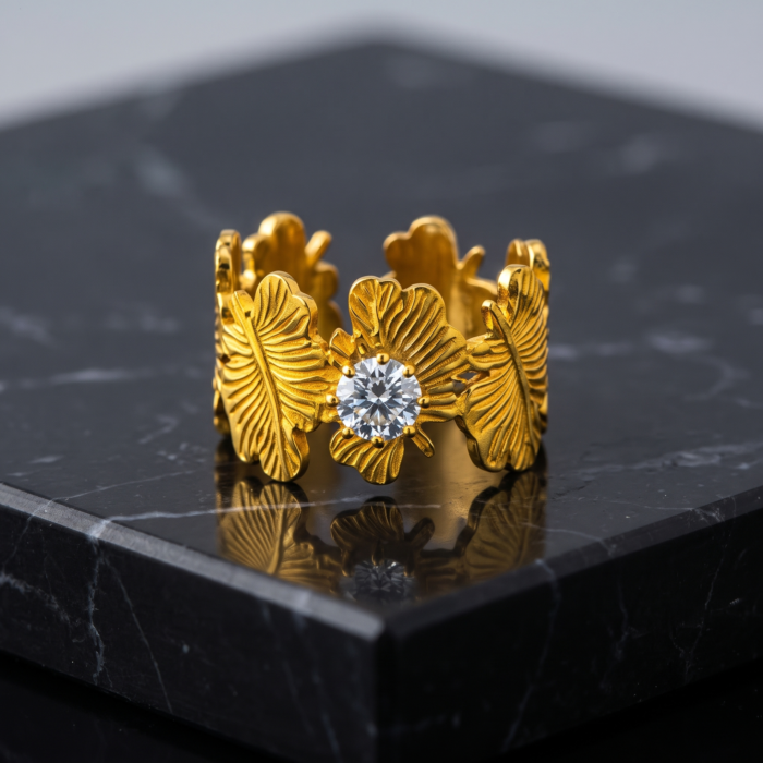 LIVIA RING