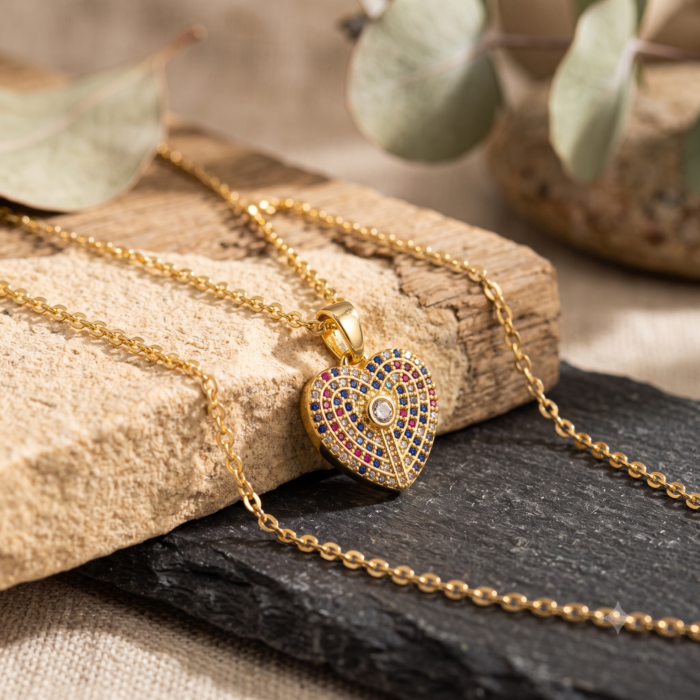 AMORA CHAIN
